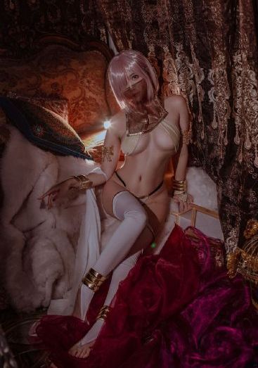 打白嫩光屁屁女网站