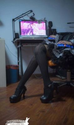 午夜免费在线观看