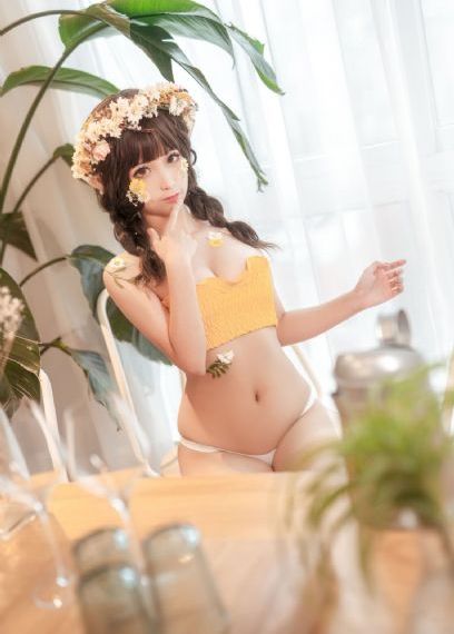 金梅瓶1