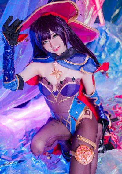 驱魔少女夏洛特