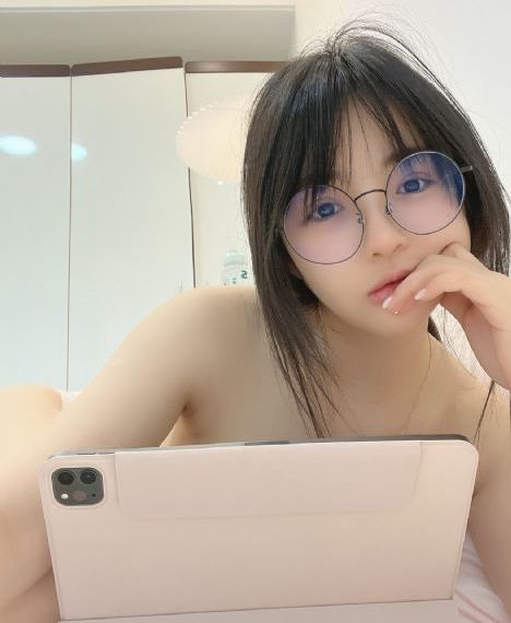 《铁齿铜牙纪晓岚2》电视剧