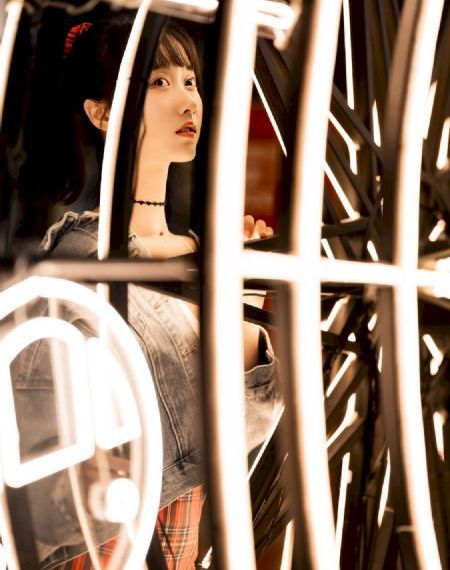 艳母16