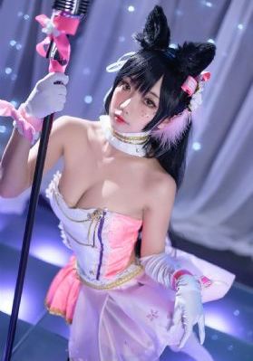 美女扒开尿口让男人操