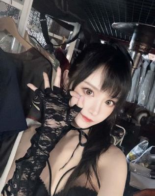 沙漠之花电影